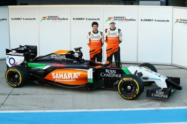 Sergio Perez and Nico Hulkenberg with the Force India VJM07 (Image: Force India F1 Team)